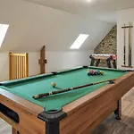 4 Bedroom Awesome Home In Fierville-Les-Mines بيت للعطل