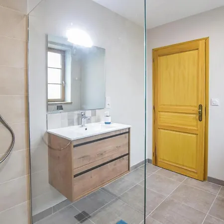 4 Bedroom Stunning In *